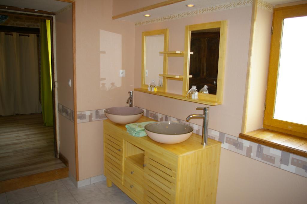 Gite Au Chalet Laferté-sur-Aube Δωμάτιο φωτογραφία