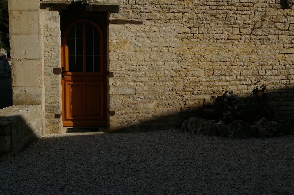 Gite Au Chalet Laferté-sur-Aube Εξωτερικό φωτογραφία